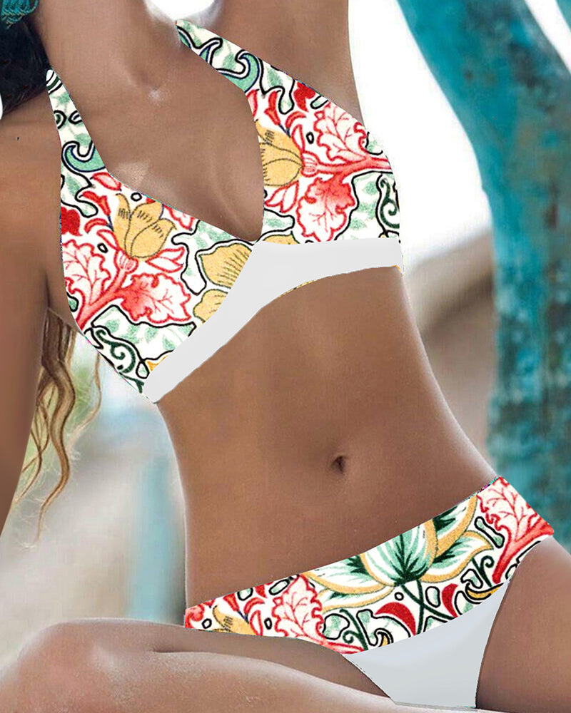CM | Conjunto de bikini con estampado floral