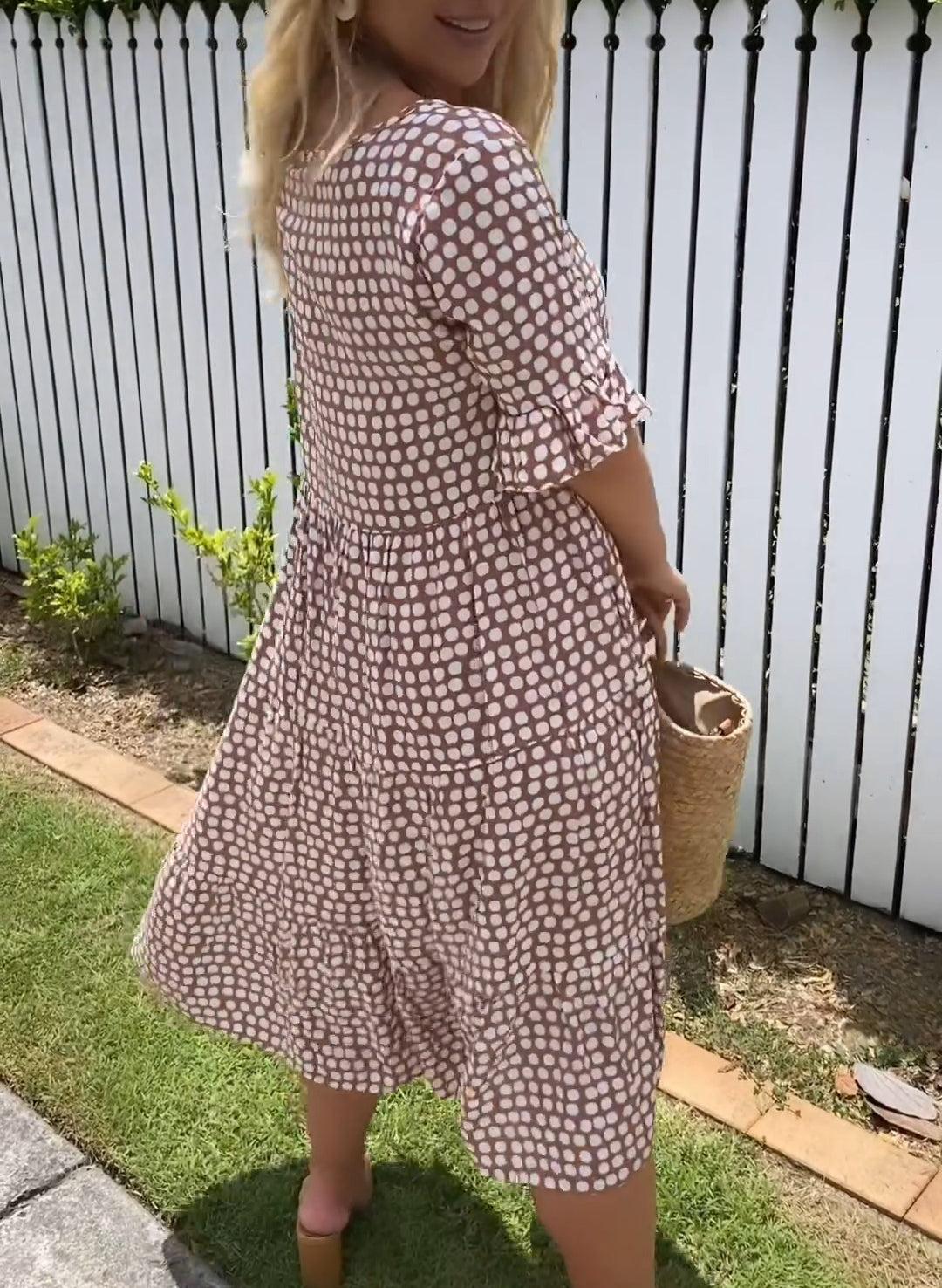 CM | Vestido midi de manga corta
