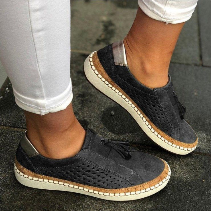 CM | Zapatillas con detalle de borla