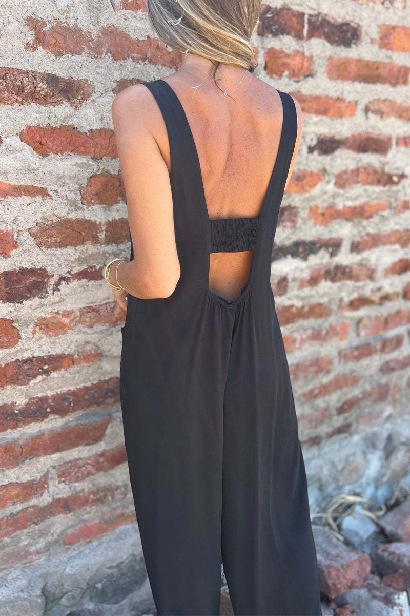 CM | Casual Color Sólido Bolsillo Botones Sin Espalda Cuello U Boot Cut Jumpsuits