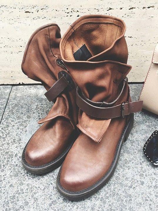 CM | Botines vintage con hebillas