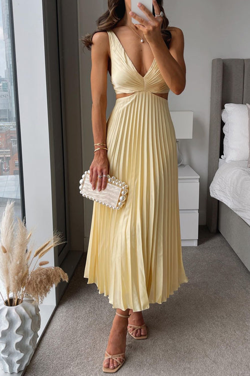CM | maxi vestido plisado con cuello en V