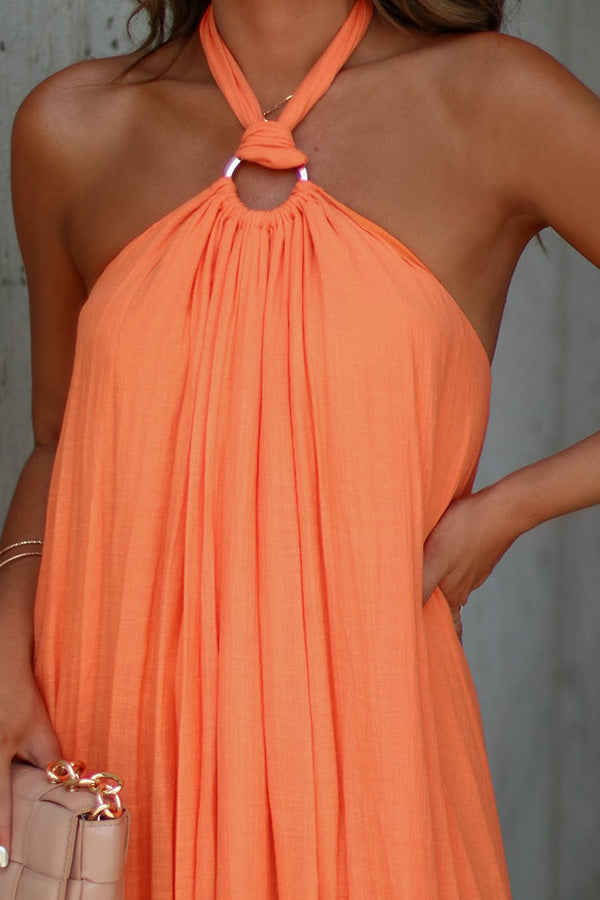 CM | Nolah maxi vestido con escote en V y cuello halterneck plisado