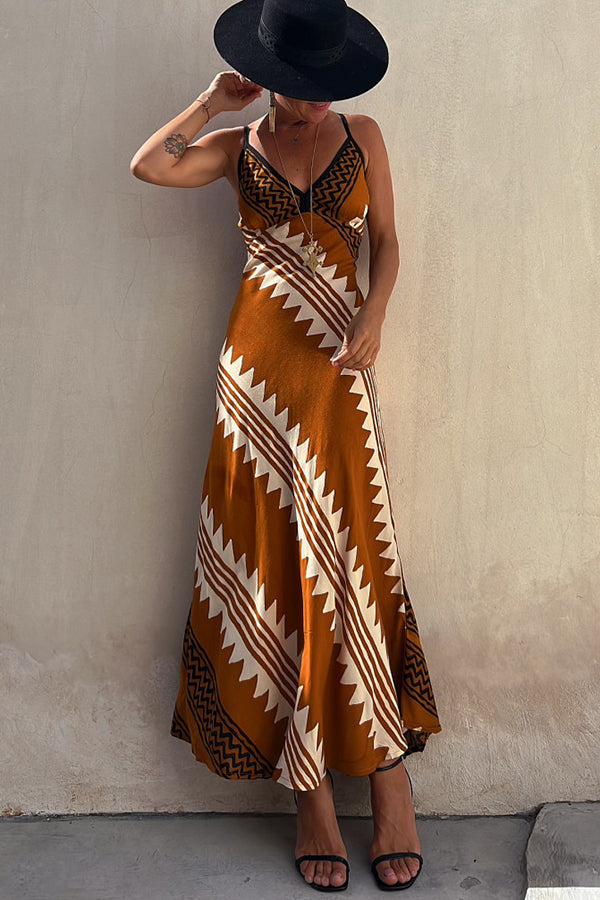 CM | Always Falling Vestido midi de satén con estampado étnico y espalda fruncida