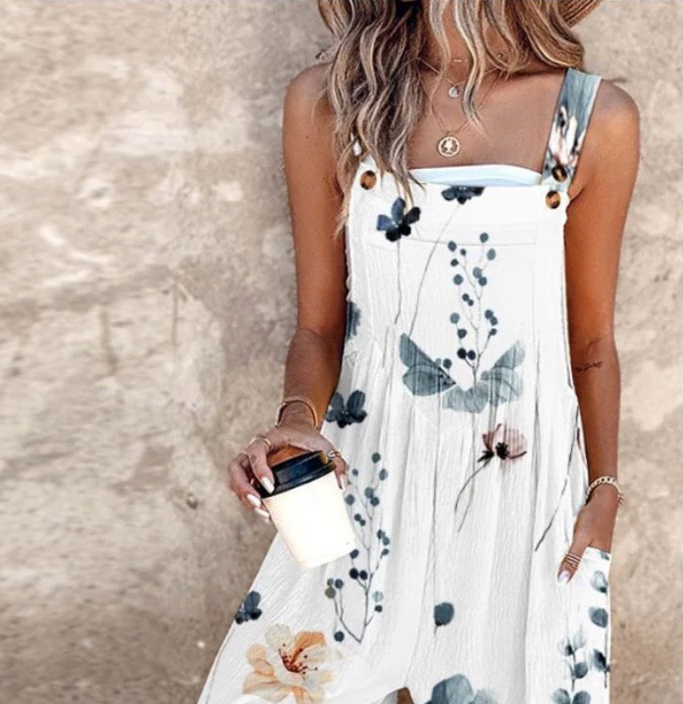 CM | Atemporal y elegante mono de verano