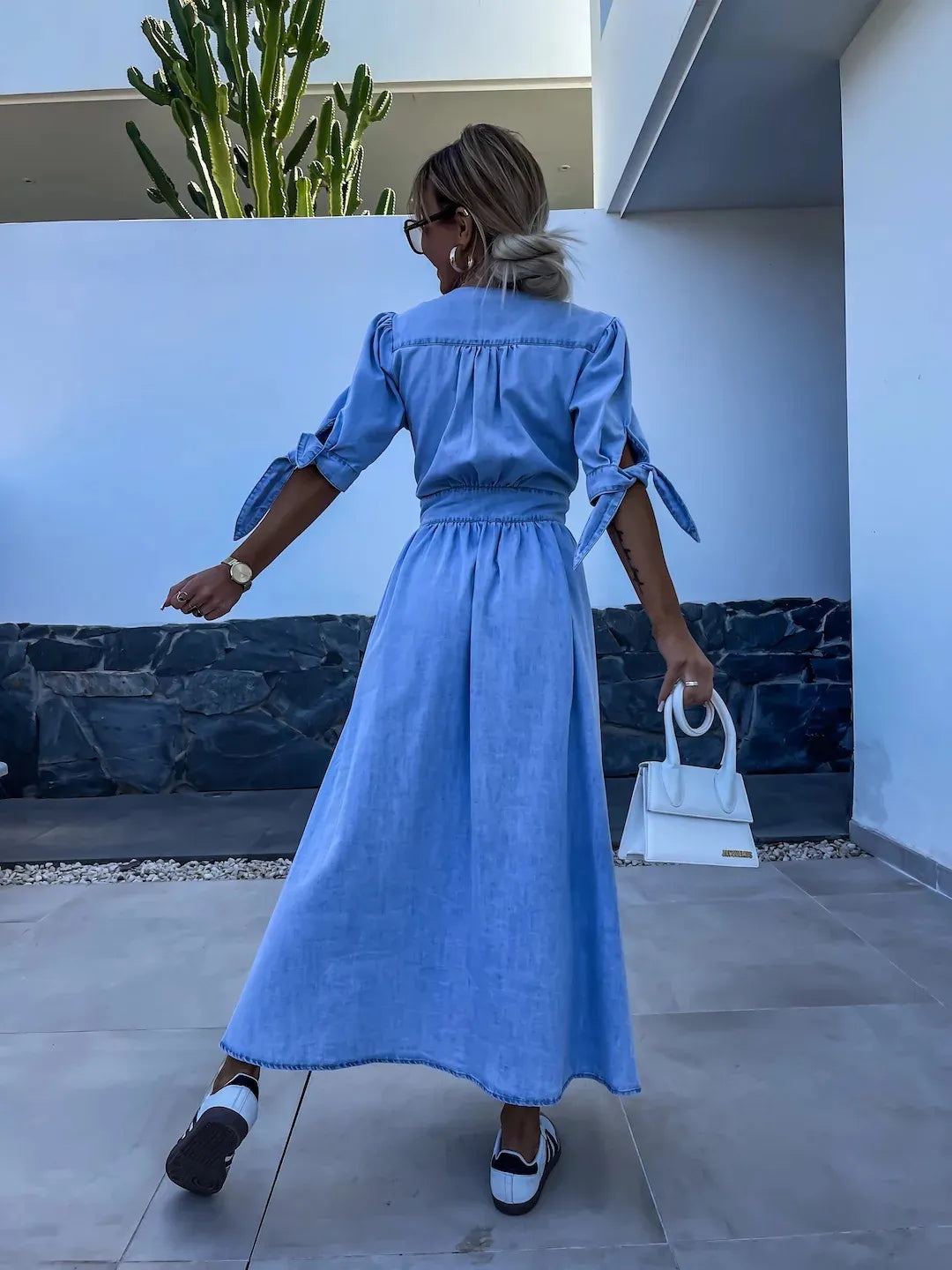 CM | elegante maxi vestido casual con botones en azul