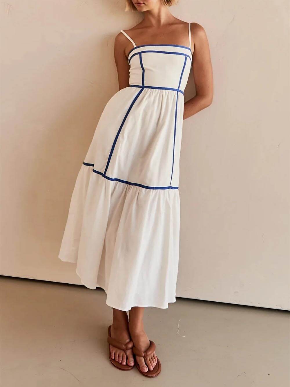 CM | Vestido Midi con Tirantes Ajustables y Ribetes de Color en Contraste