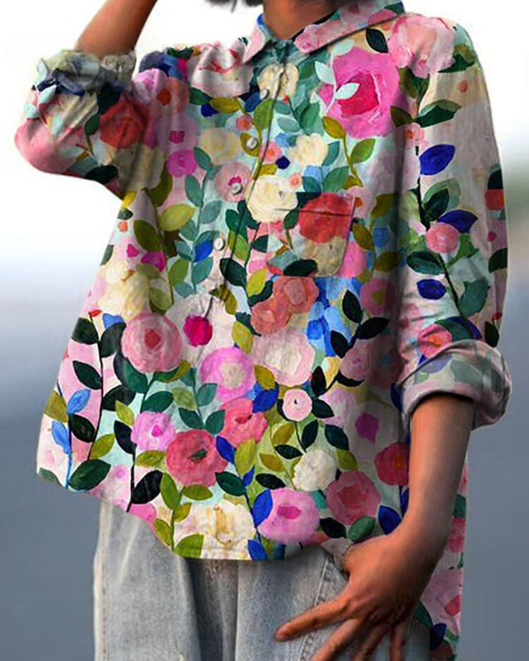 CM | Blusa chic de seda con flores
