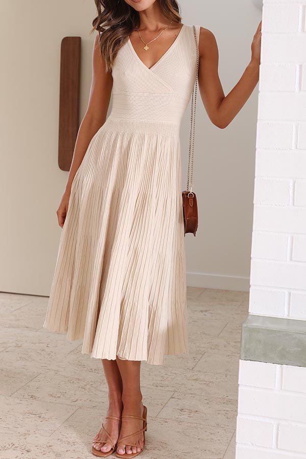 CM | Elegante vestido midi plisado