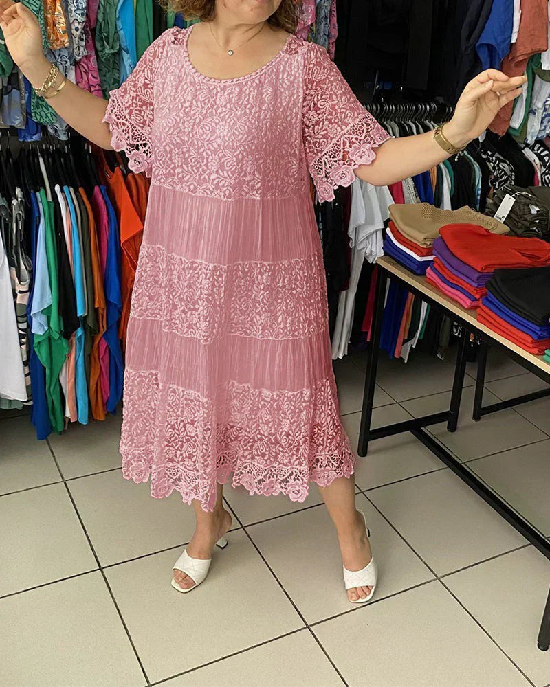 CM | Vestido midi de encaje atemporal