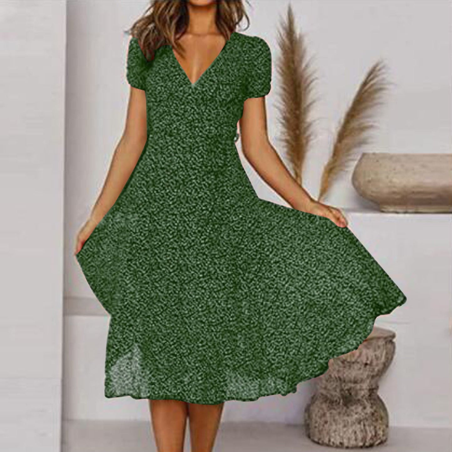 CM | Vestido midi con cuello en V