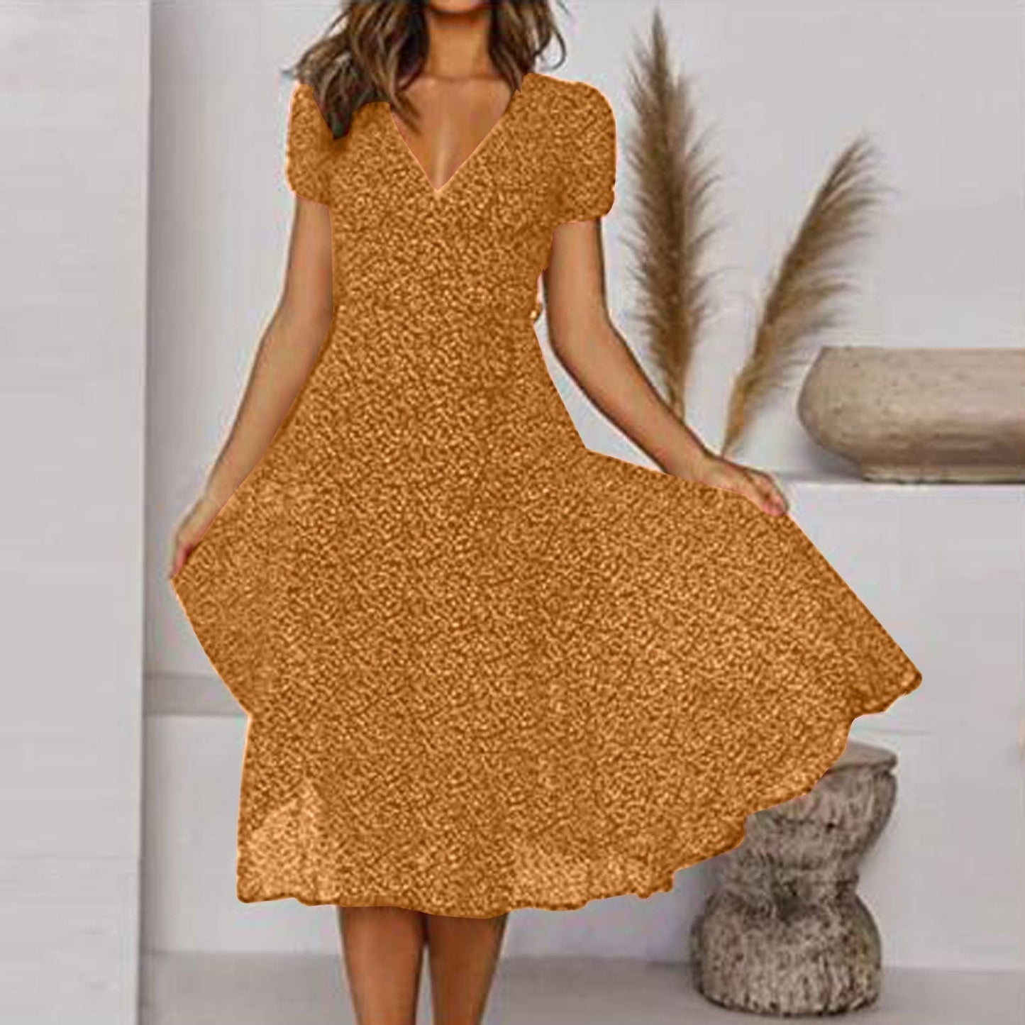 CM | Vestido midi con cuello en V