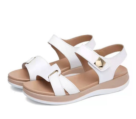 CM | Sandalias cómodas para dedos anchos