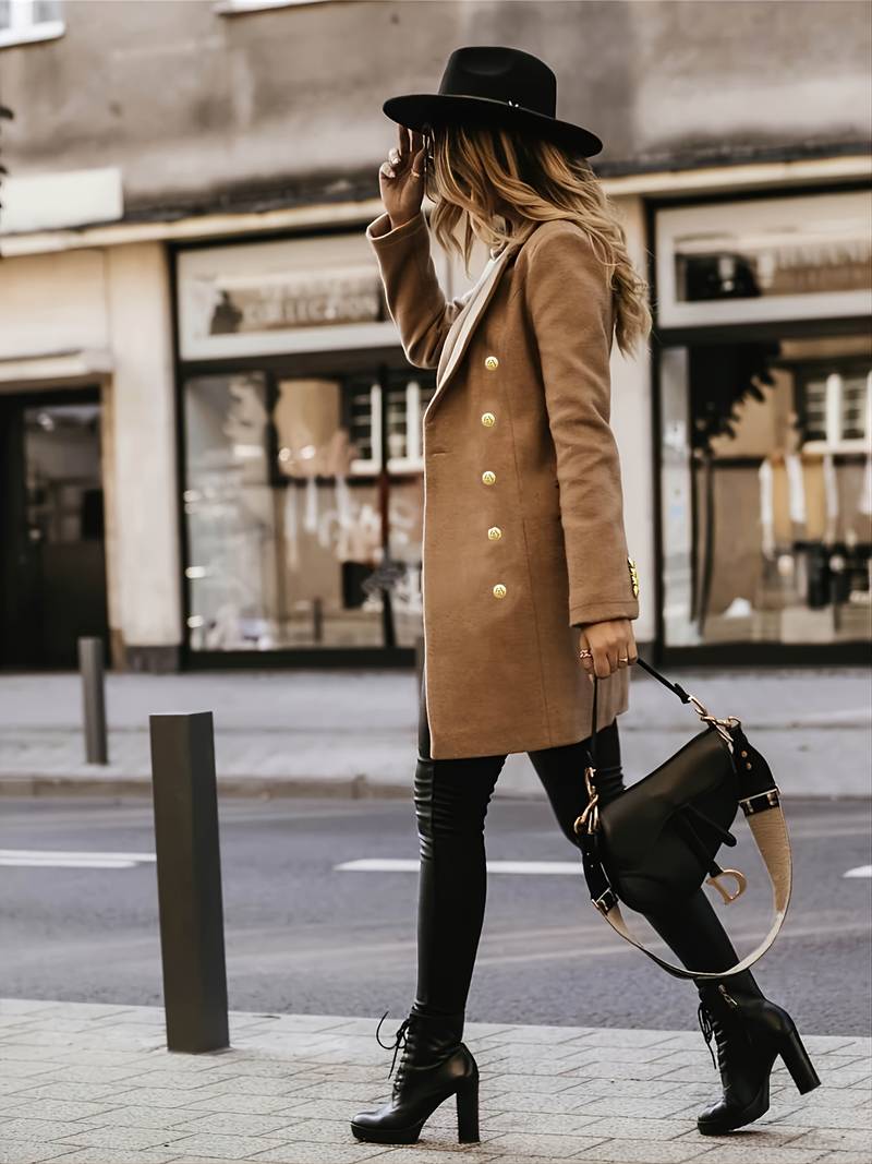 CM | Chaqueta de invierno atemporal y elegante