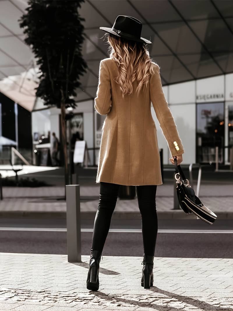 CM | Chaqueta de invierno atemporal y elegante