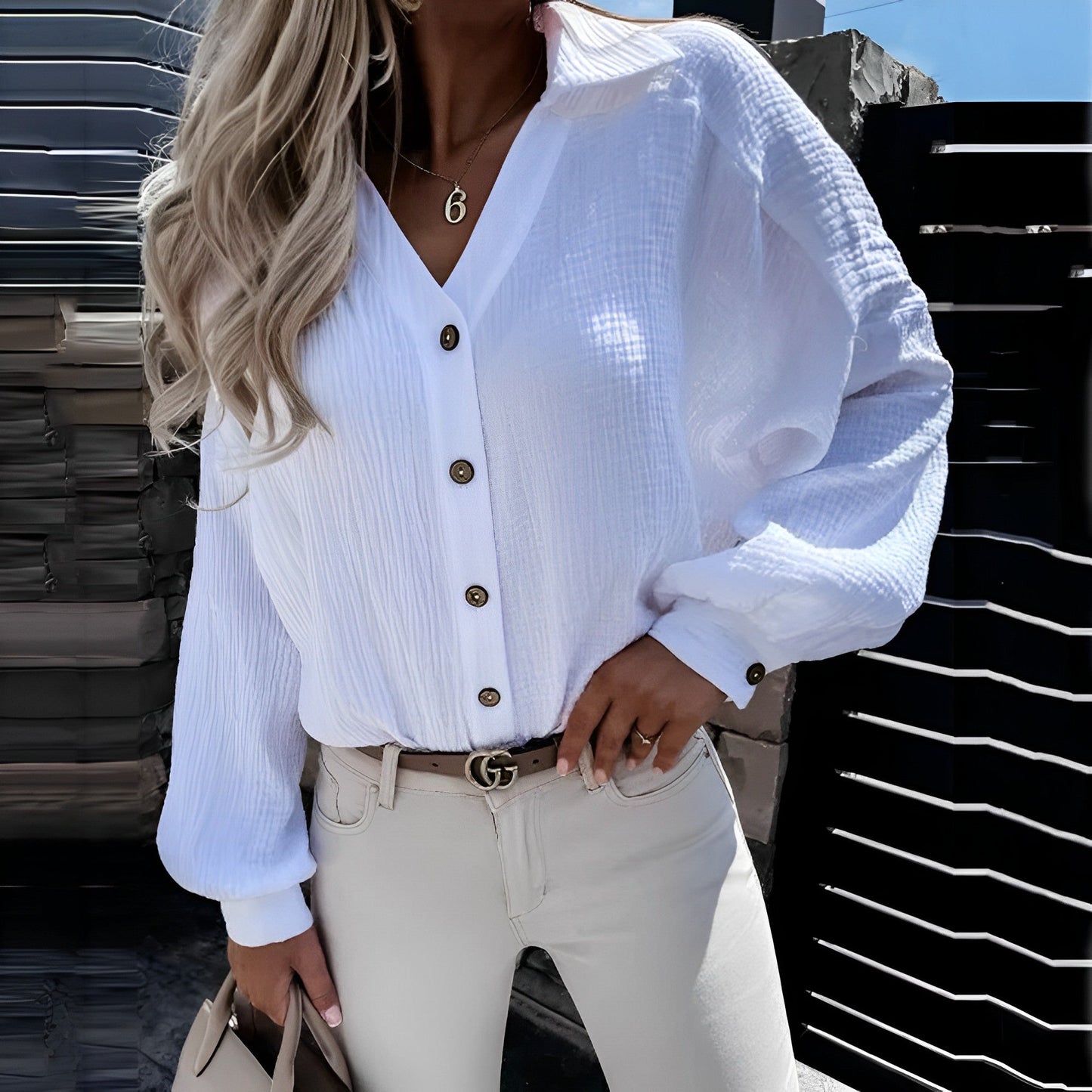 CM | Blusa atemporal y elegante