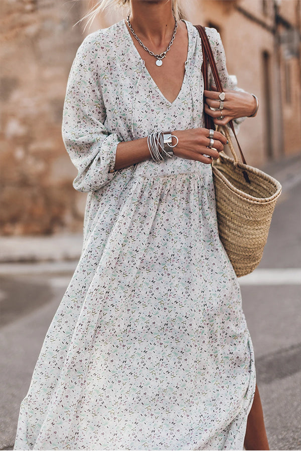 CM | Maxivestido floral multicolor con cuello en V y aberturas