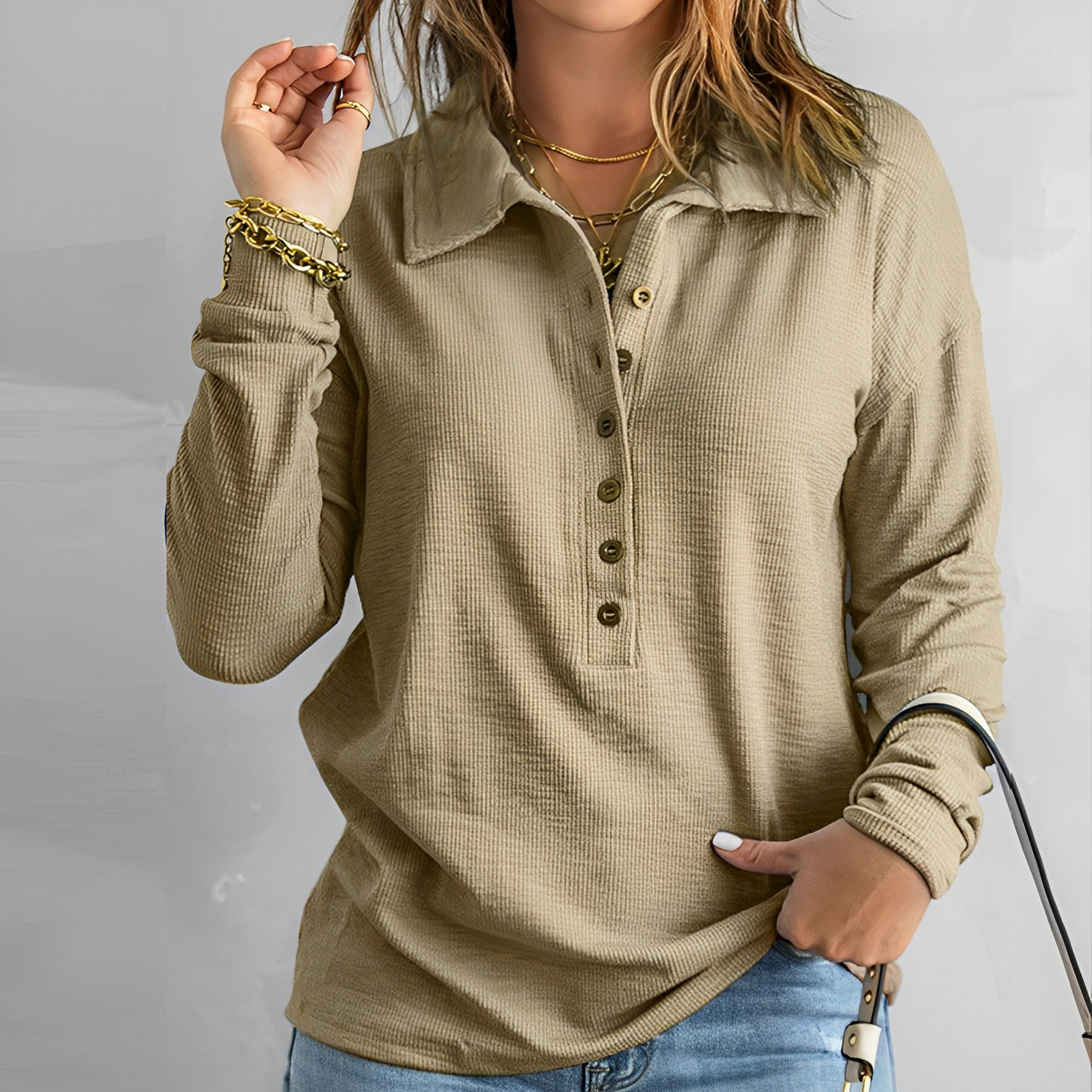 CM | Blusa clásica y elegante