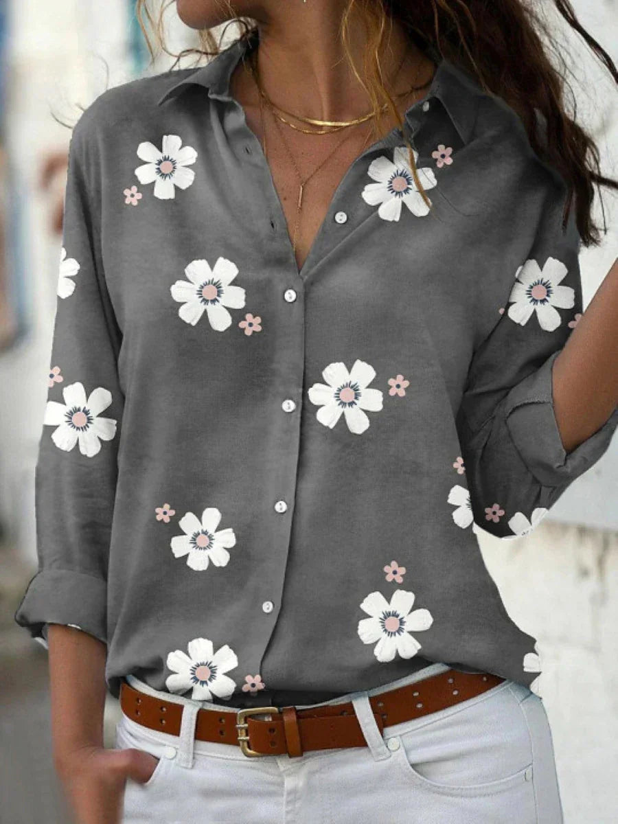 CM | Blusa clásica con un alegre estampado floral
