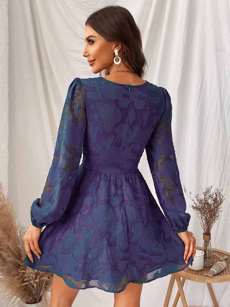 CM | un mini vestido versátil para ocasiones especiales en verde