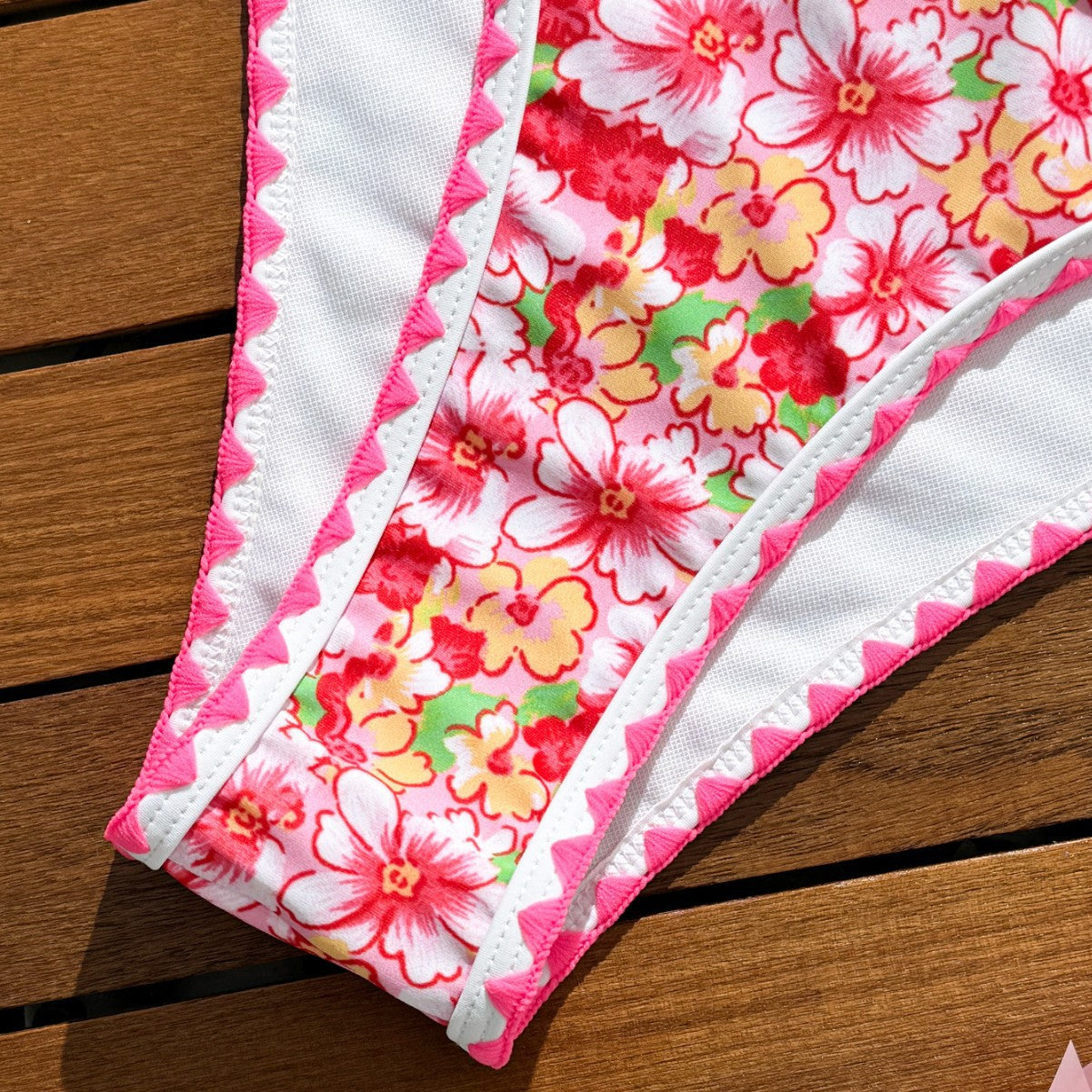 Atractivo y refinado Bikini