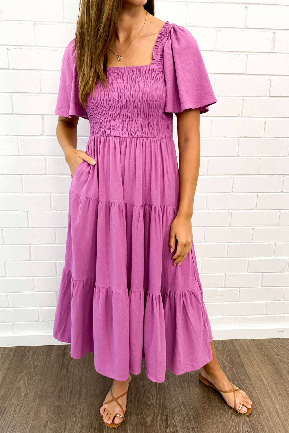 CM | Femenino vestido midi sin hombros