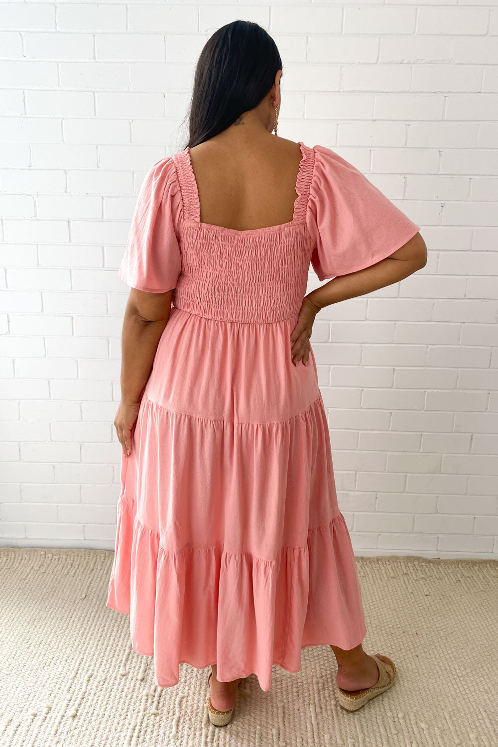 CM | Femenino vestido midi sin hombros