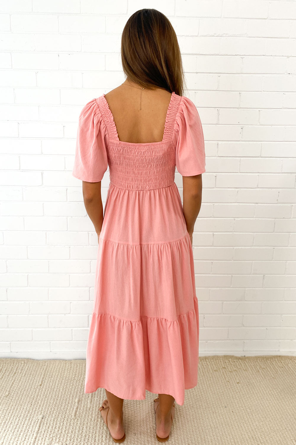 CM | Femenino vestido midi sin hombros