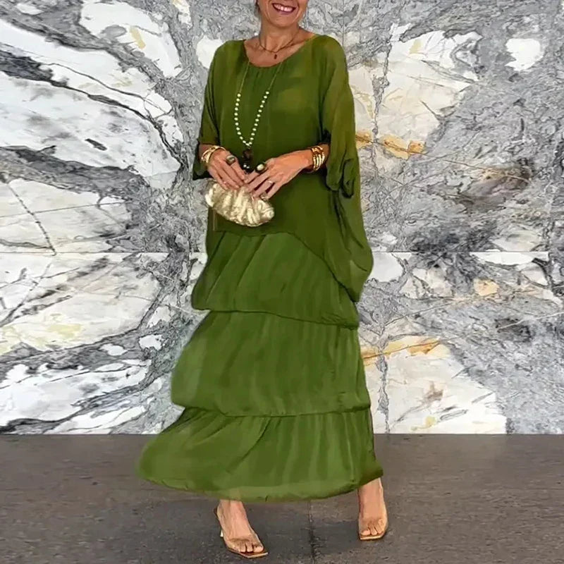 CM | Vestido maxi fluido en un look a capas