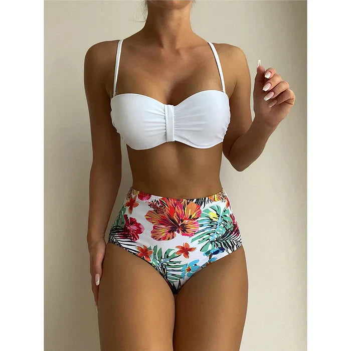 CM | Bikini chic con cintura alta y diseño floral