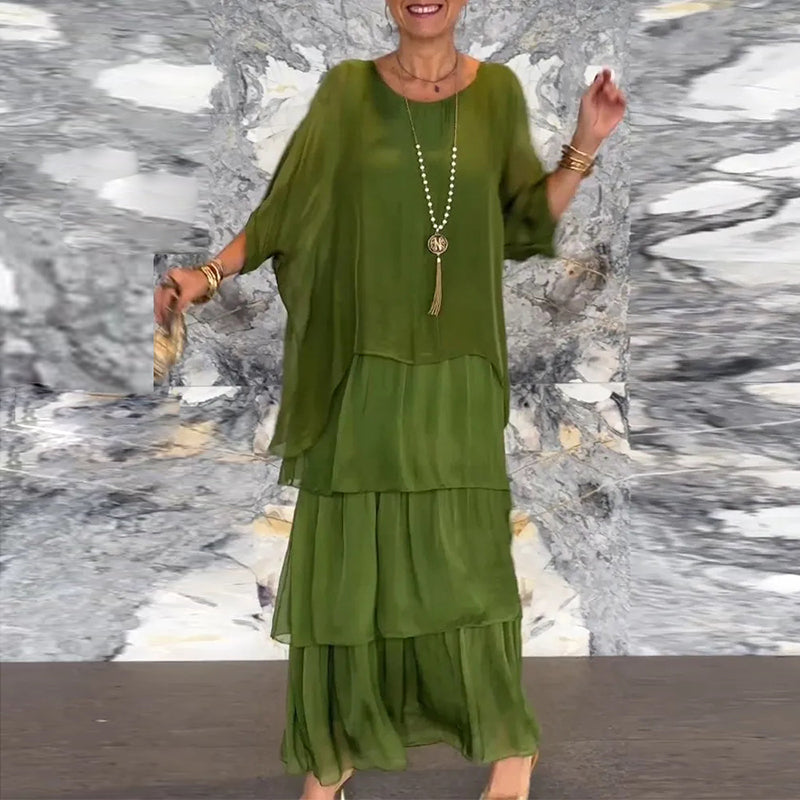CM | Vestido maxi fluido en un look a capas