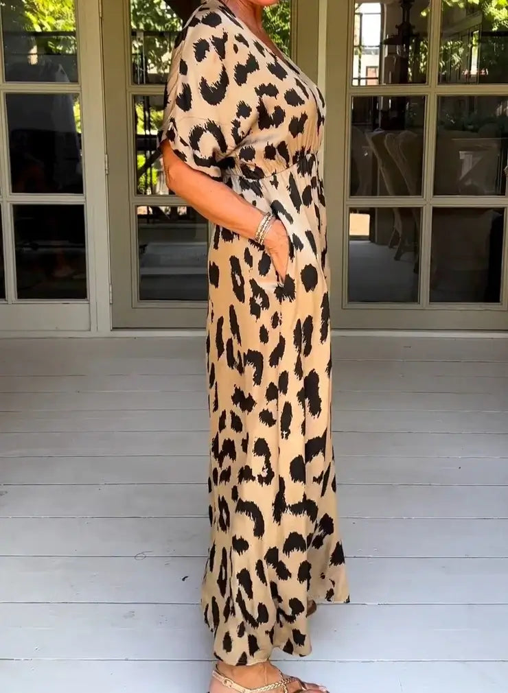 CM | Maxi vestido con estampado de leopardo y escote en V