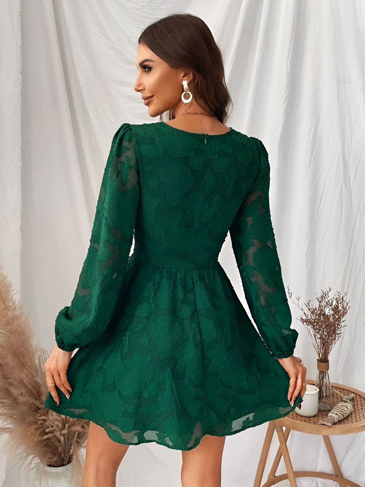 CM | un mini vestido versátil para ocasiones especiales en verde