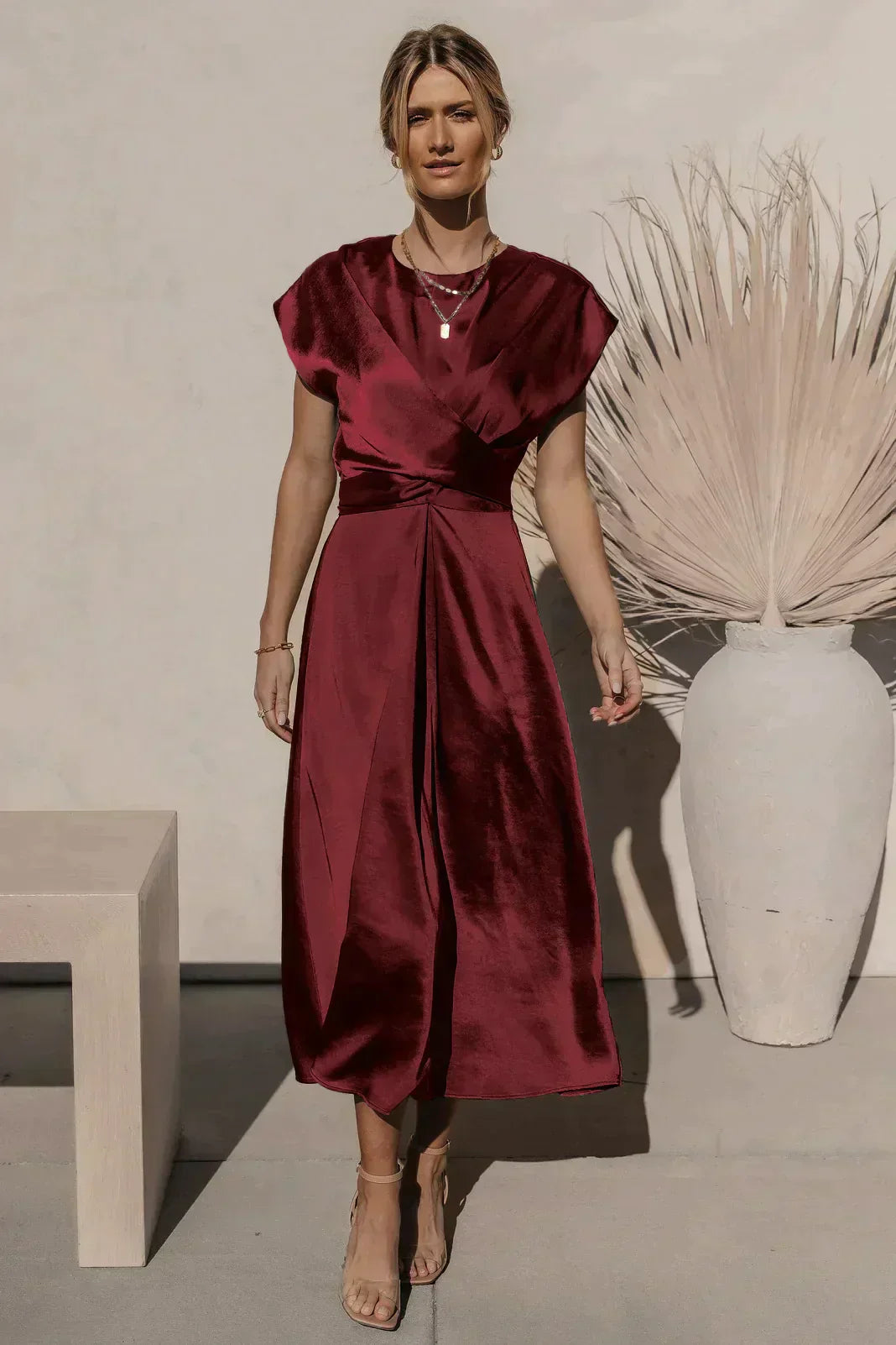 CM | Vestido midi chic para ocasiones especiales