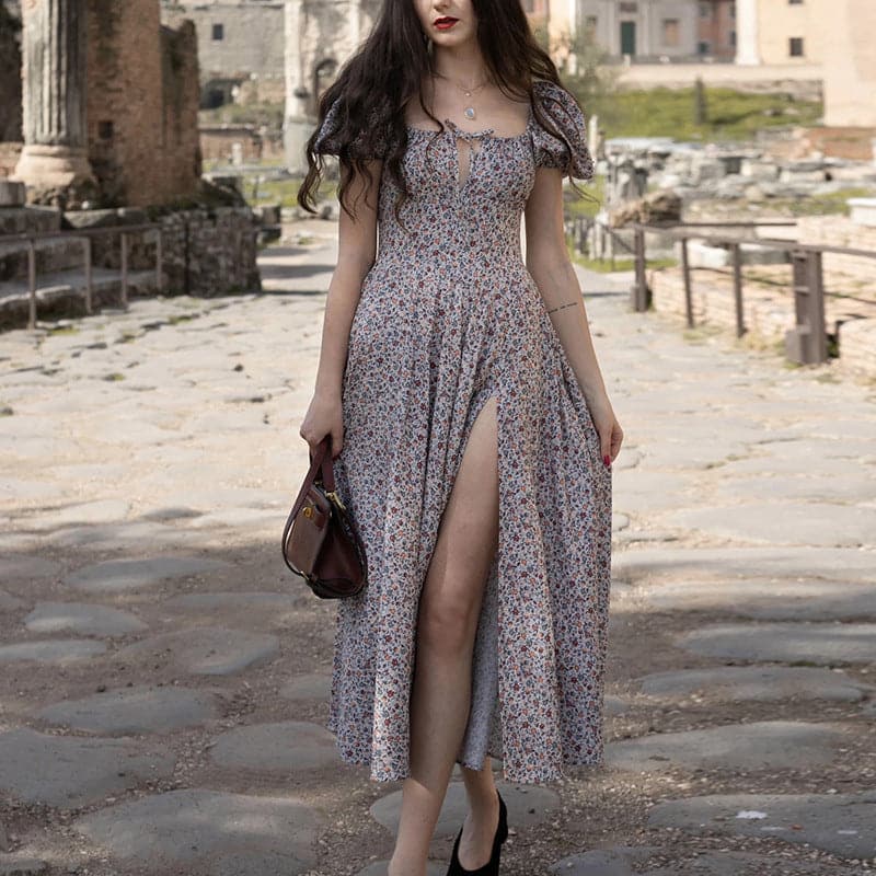CM | Vestido corto de verano con mangas abullonadas y estampado floral
