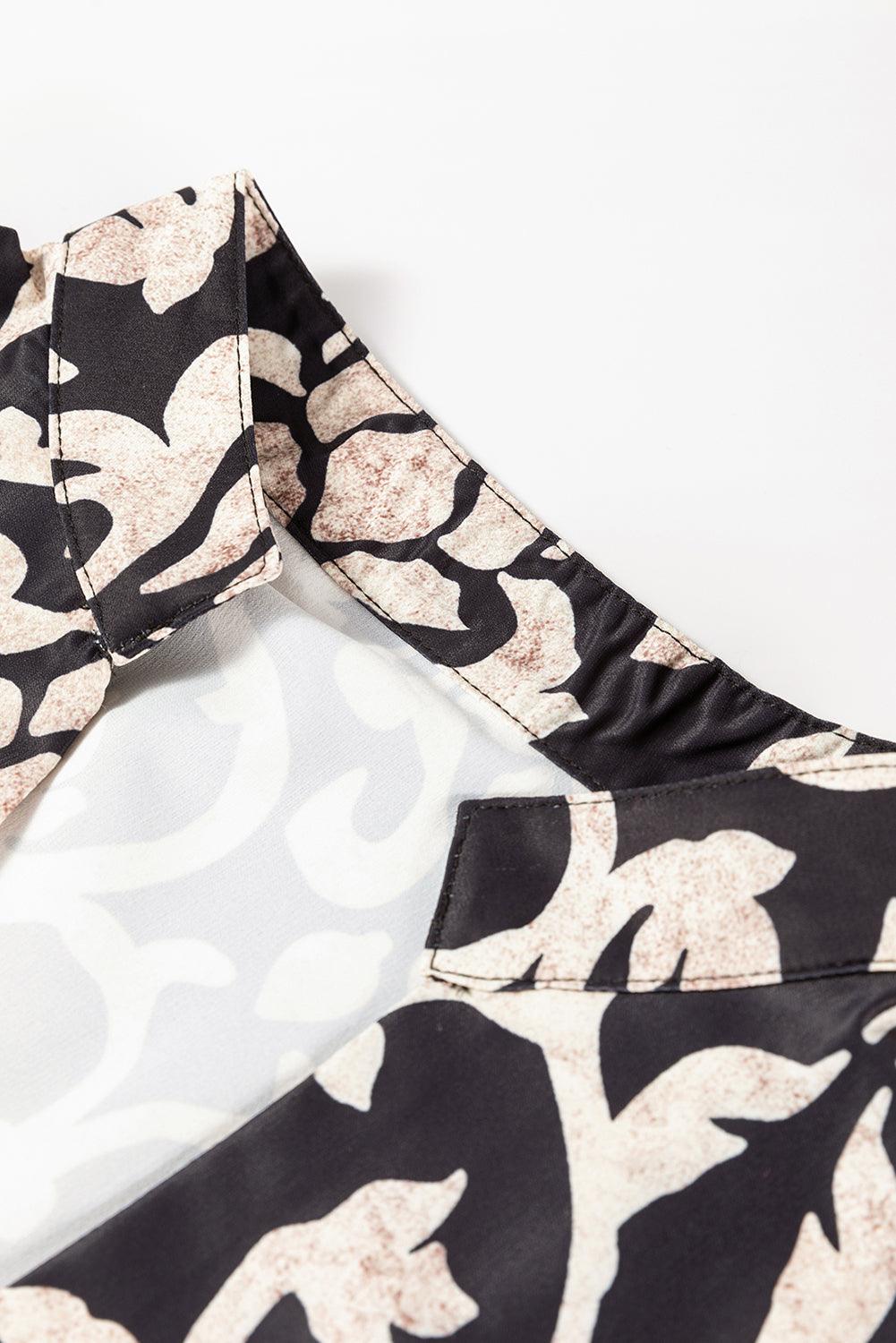 CM | Elegancia con un minivestido negro de mujer de aire vintage