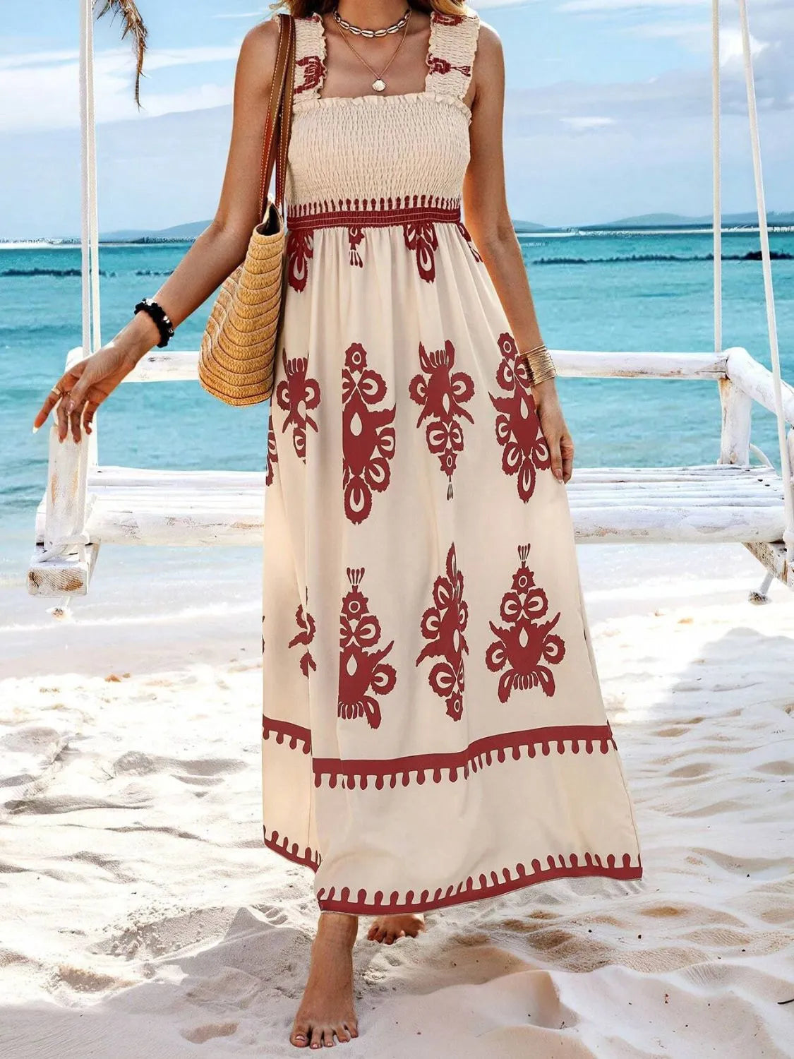 CM | maxi vestido estampado con tirantes anchos y fruncidos