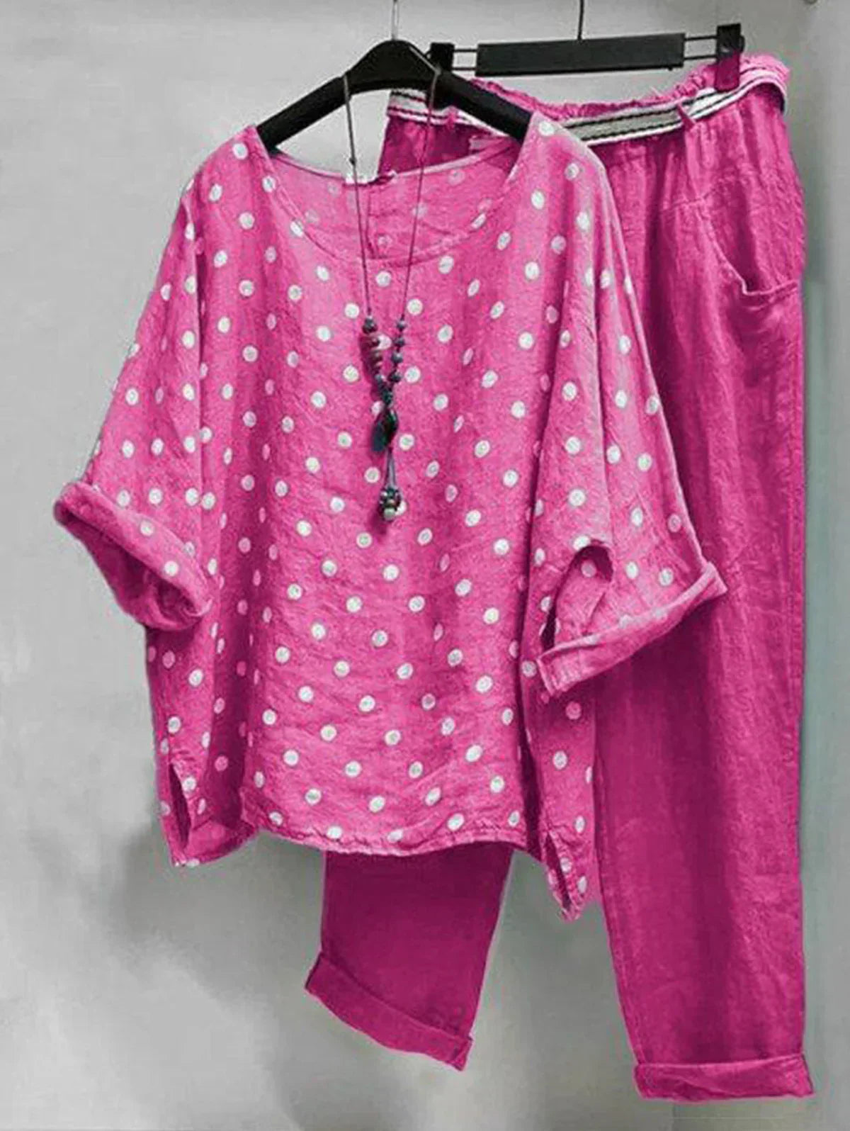 CM | Blusa casual con escote redondo de lunares y pantalón con bolsillos en pack de 2