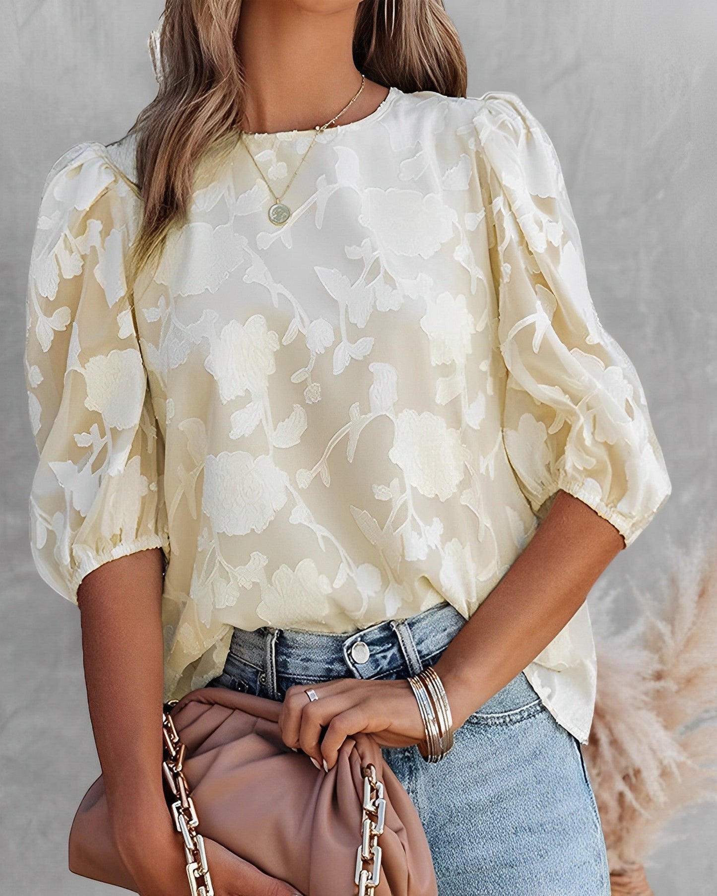 CM | Blusa clásica y vaporosa