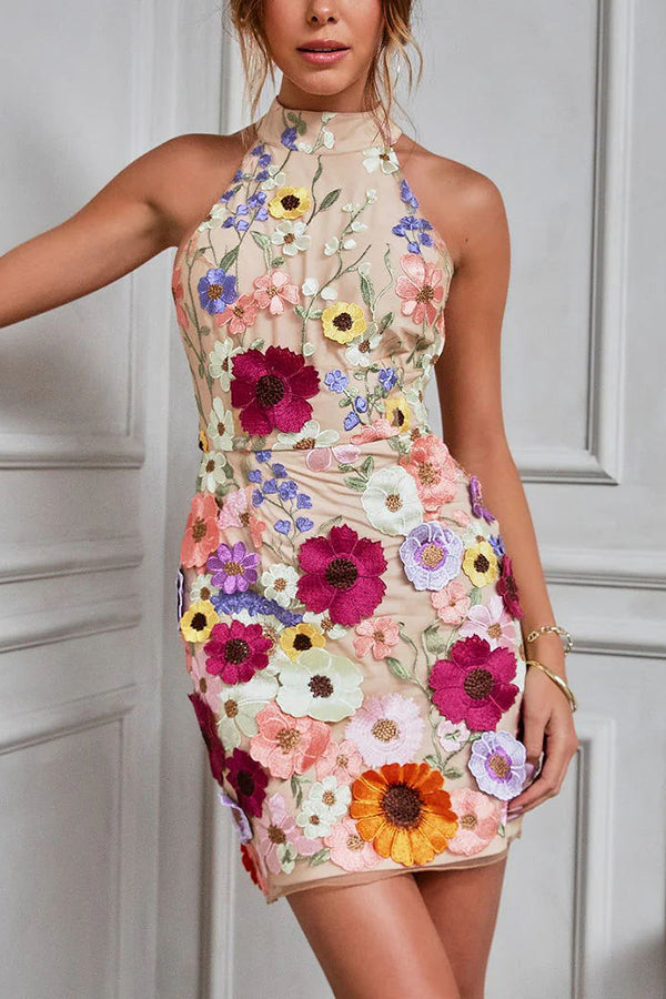 CM | Mini Vestido Halter con Apliques Florales Wish Upon A Dream