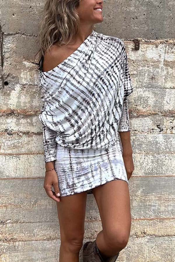 CM | Country Mile Mini Vestido elástico de manga dolman con estampado tie-dye