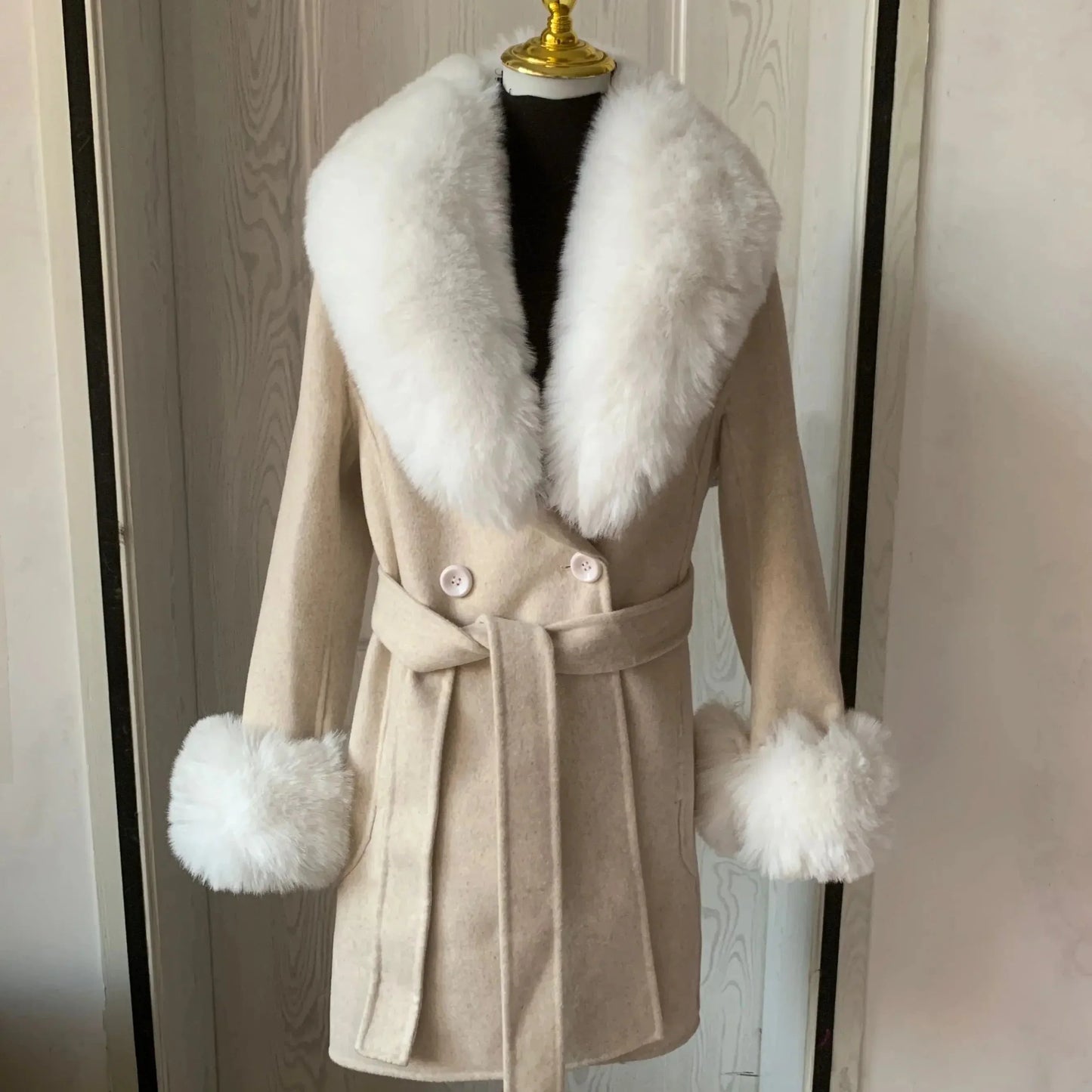 CM | Abrigo de invierno clásico y elegante