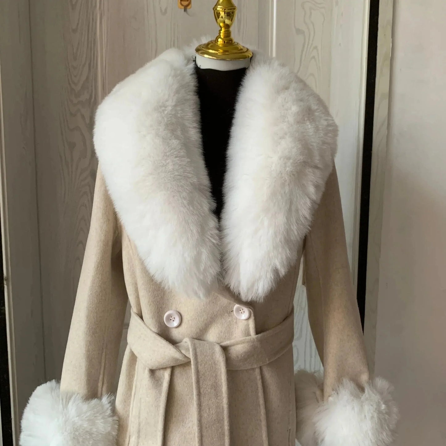 CM | Abrigo de invierno clásico y elegante