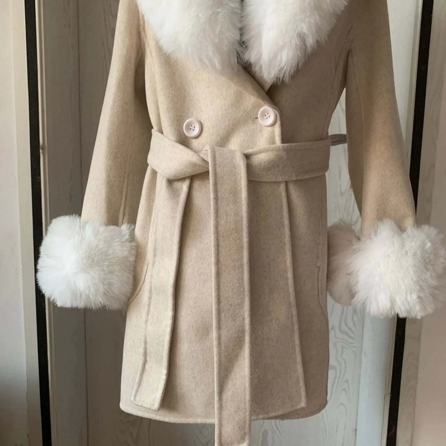 CM | Abrigo de invierno clásico y elegante
