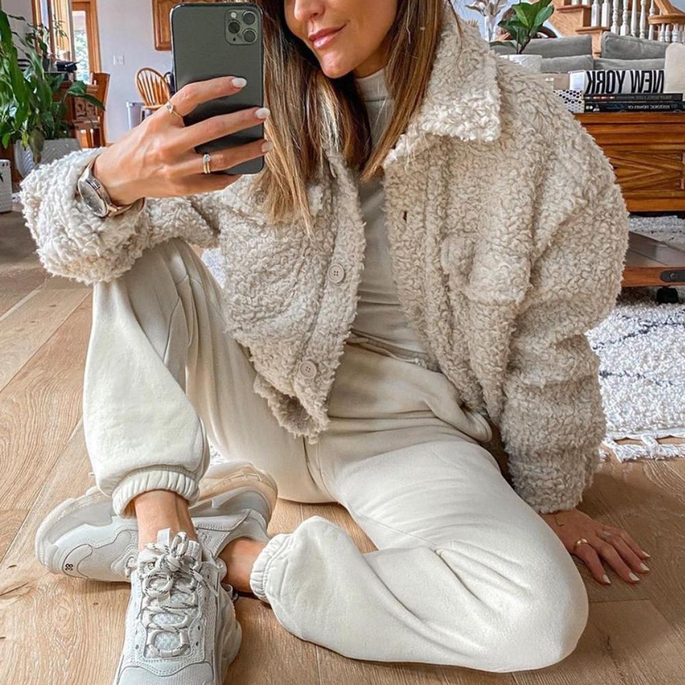 CM | Chaqueta de invierno relajada y atemporal