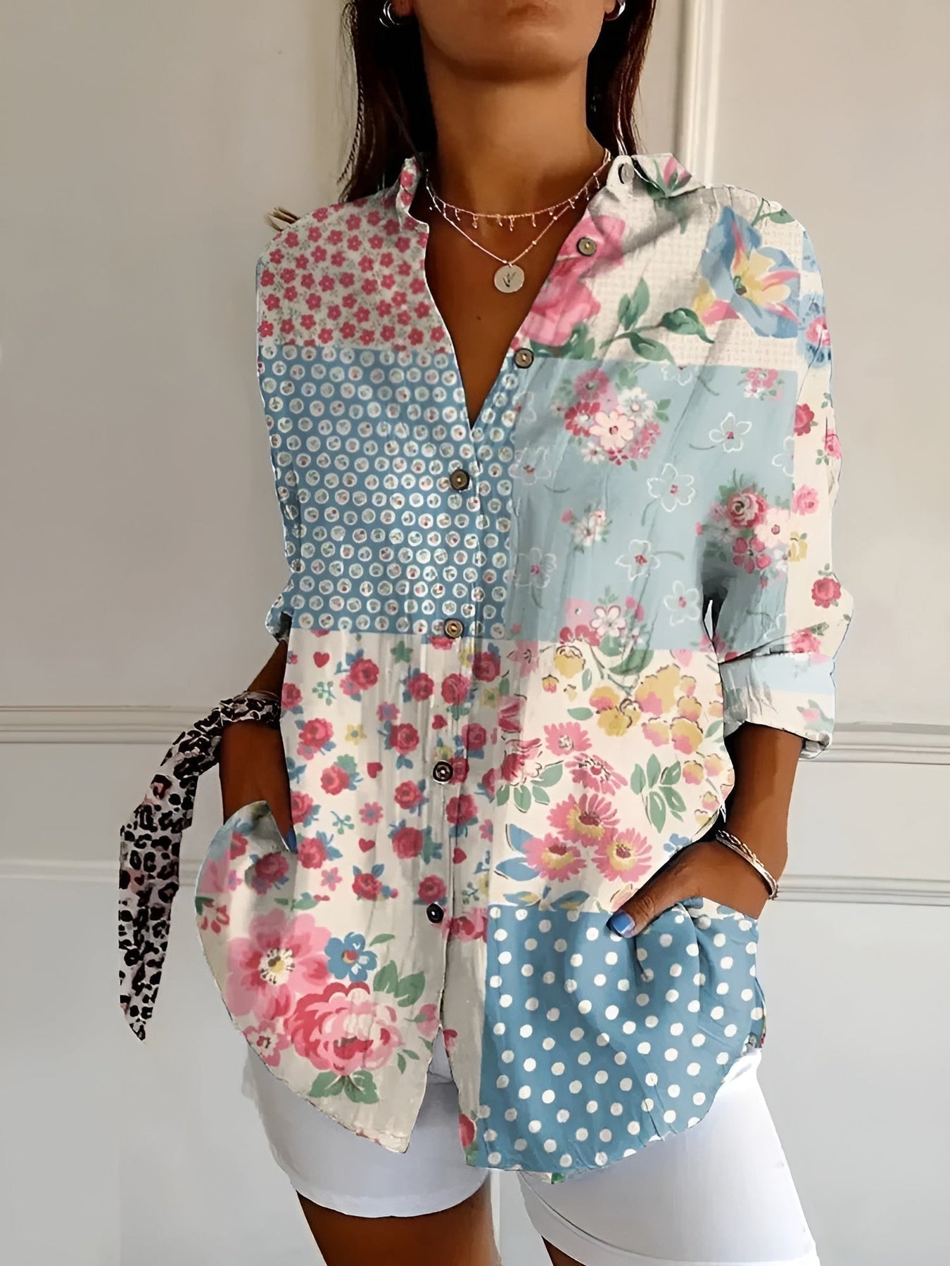 CM | Blusa casual con flores y ondas