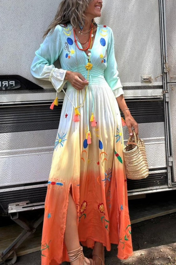 CM | Gigi Maxi Vestido con Flecos y Cintura Elástica con Estampado Degradado y Diseño Único