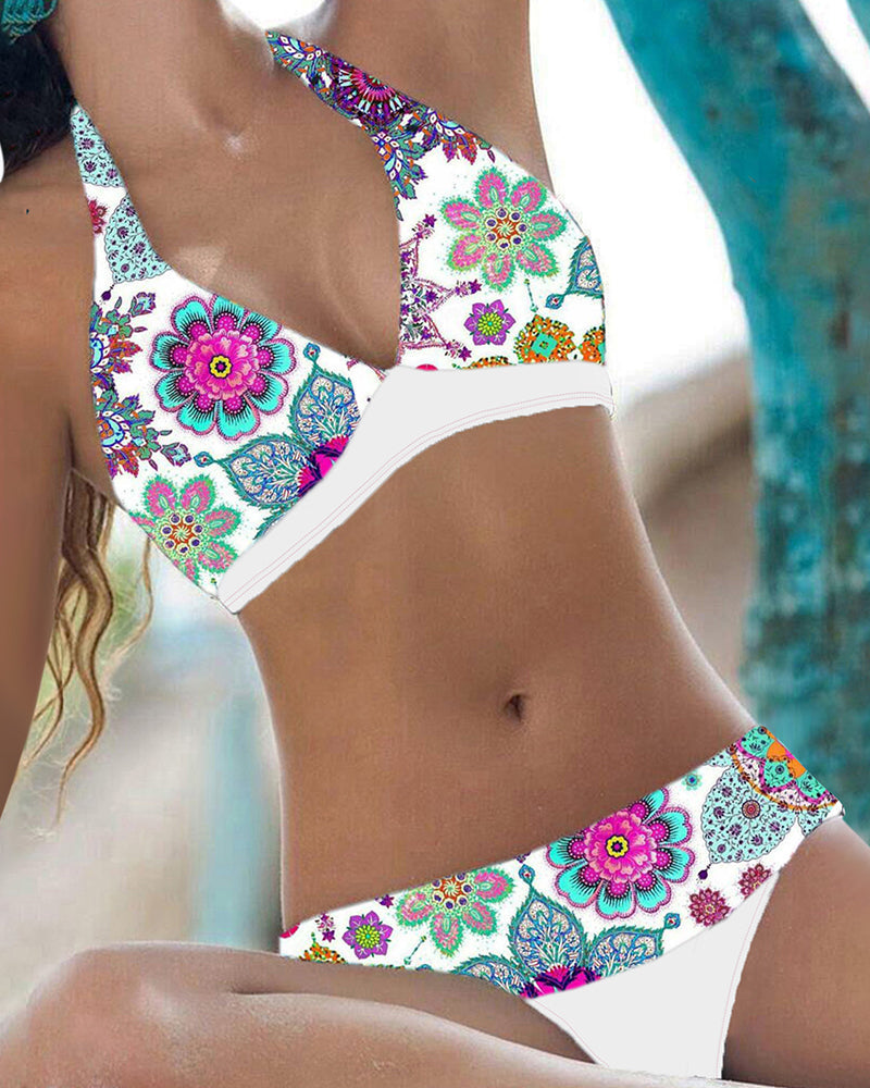 CM | Conjunto de bikini con estampado floral
