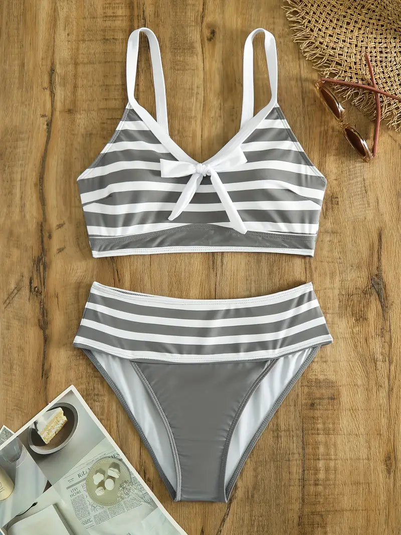 CM | Bikini sexy con estampado de rayas y nudo en V