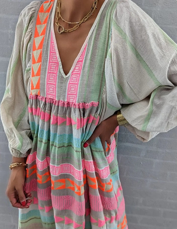 CM | Maxi vestido de manga larga con escote en V